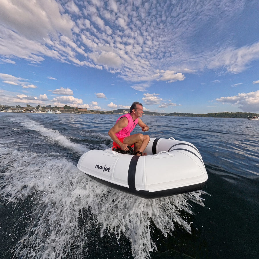 Mo-Jet Tender boat with jet